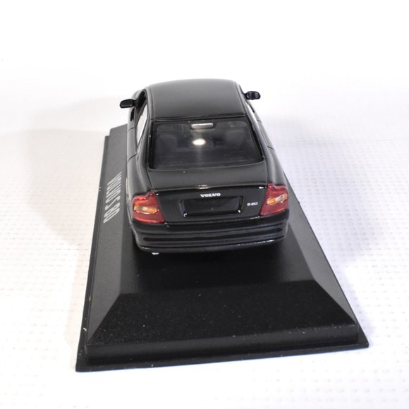Volvo For Life Collectors Model S 80 Black Dealer diecast car 1:43 scale - Picture 3 of 7